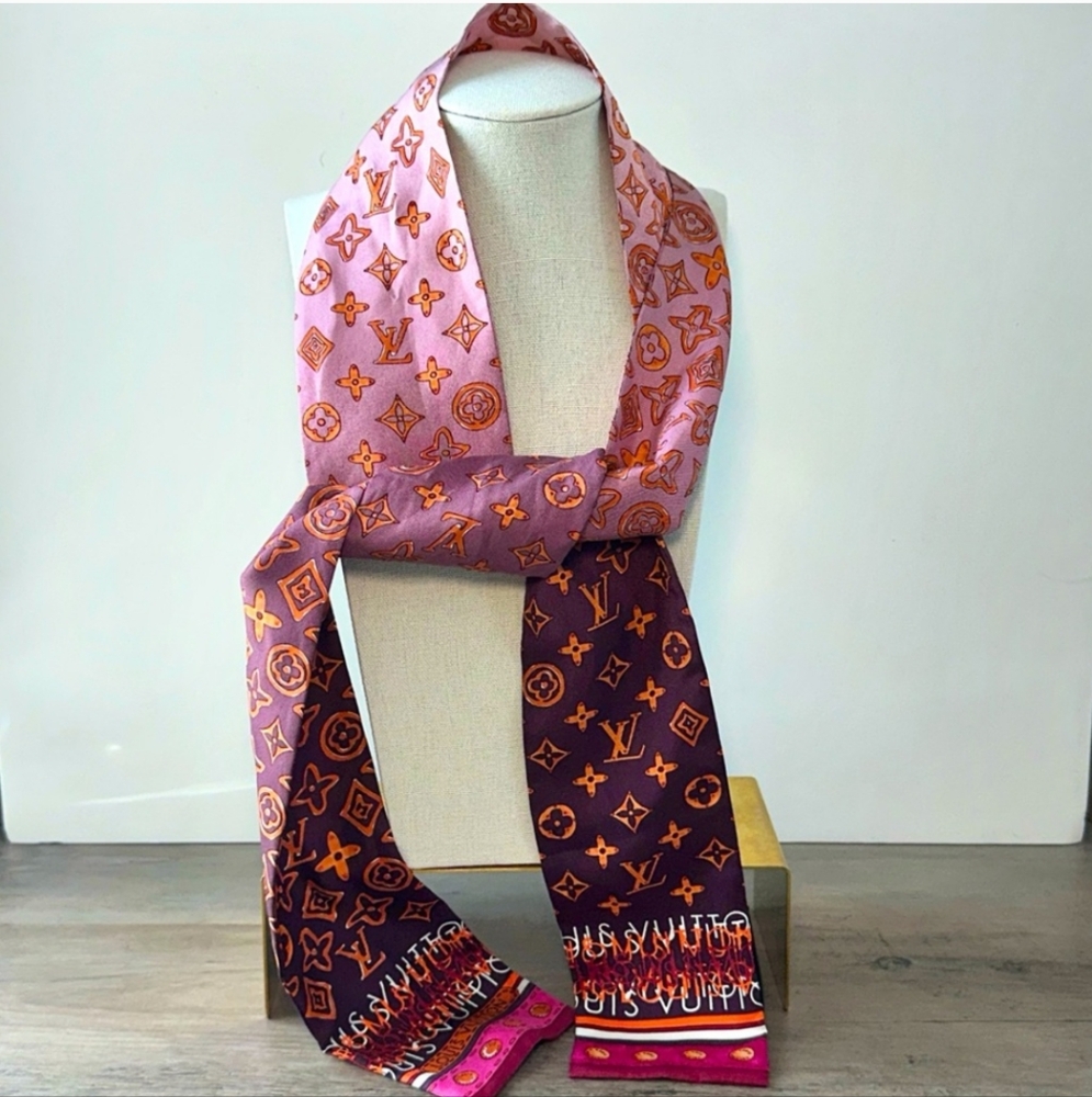LOUIS VUITTON Bandeau/Bag Scarf - Silk Monogram Map Orient - Picture 5 of 9